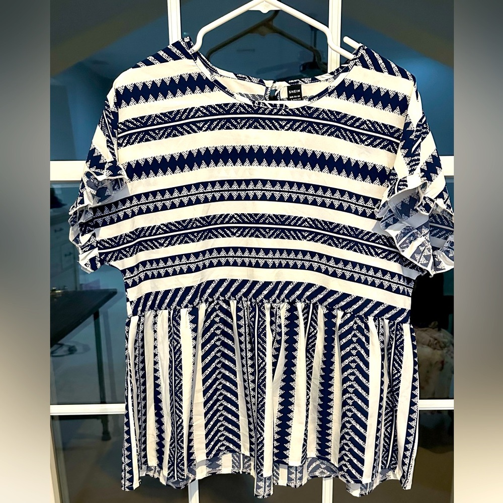 SHEIN peplum top. Navy blue and white.